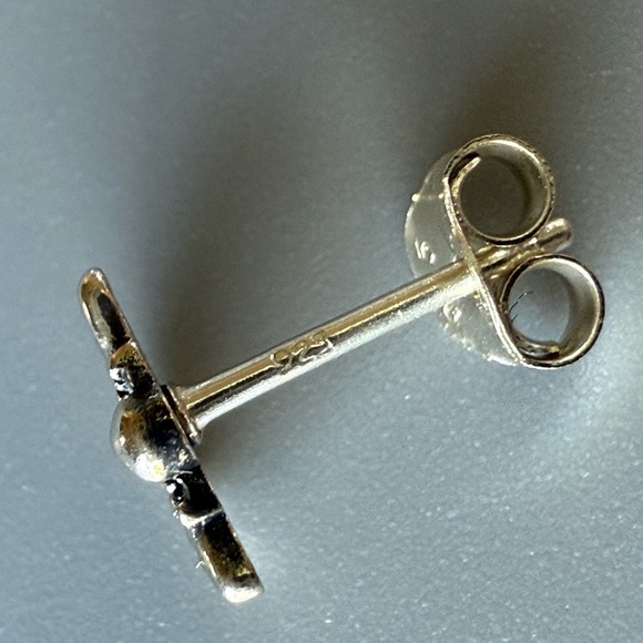 Sterling Silver Fan Stud Earrings - Picture 6 of 9